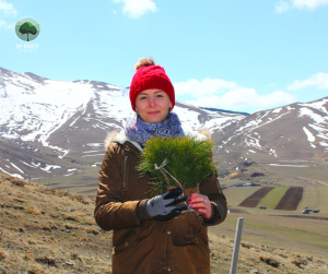 Questrade employee planting for My Forest Armenia